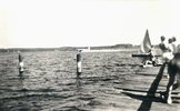 Private Fotografie einer landenden Sunderland auf der Havel, Oktober 1948, Berlin-Gatow (Militärhistorisches Museum der Bundeswehr, Berlin-Gatow / ABAB8130).