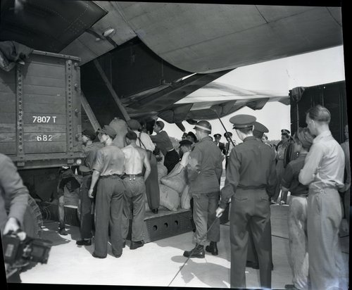 C-74, 42-65414 am 19.08.1948 auf dem Flugplatz Gatow, (Militärhistorisches Museum Berlin-Gatow / Pawlowski)